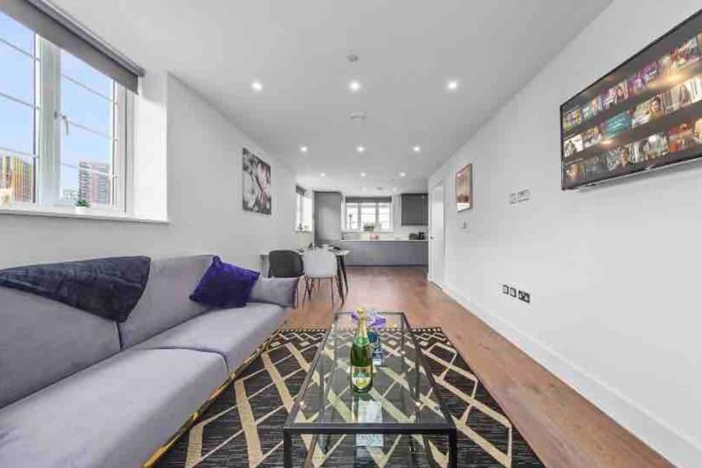 Apartamento Cozy Flat Near London Eye/ Victoria / Vauxhall Exterior foto