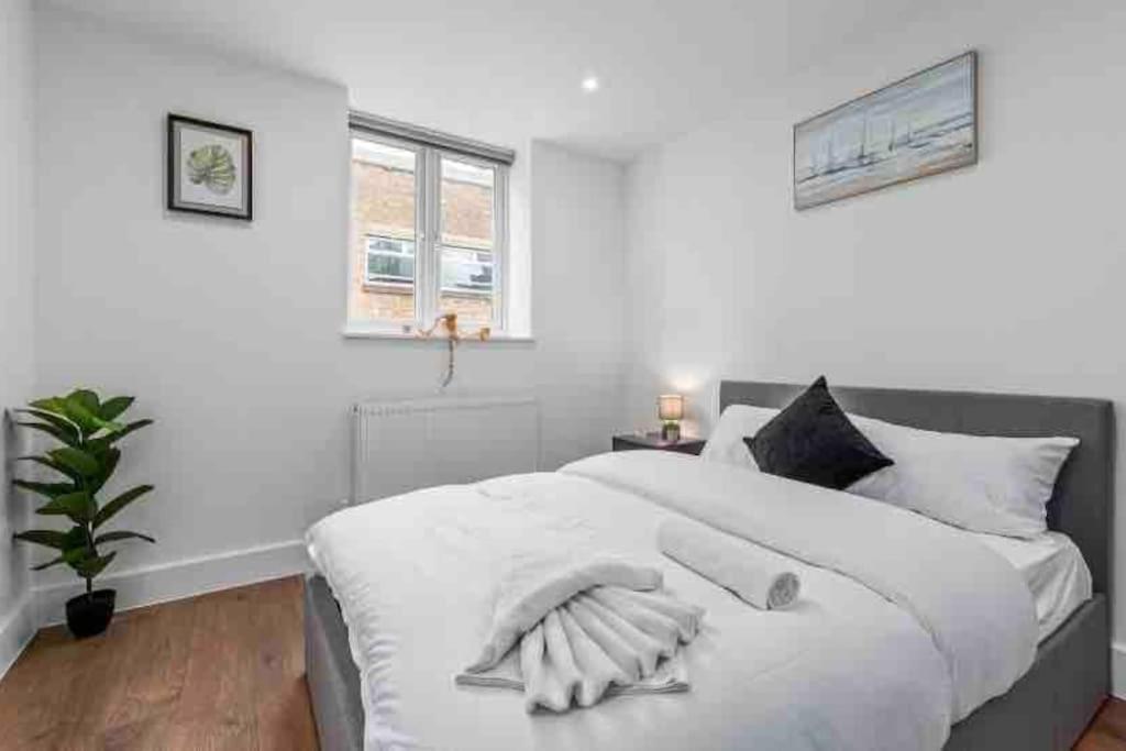 Apartamento Cozy Flat Near London Eye/ Victoria / Vauxhall Exterior foto