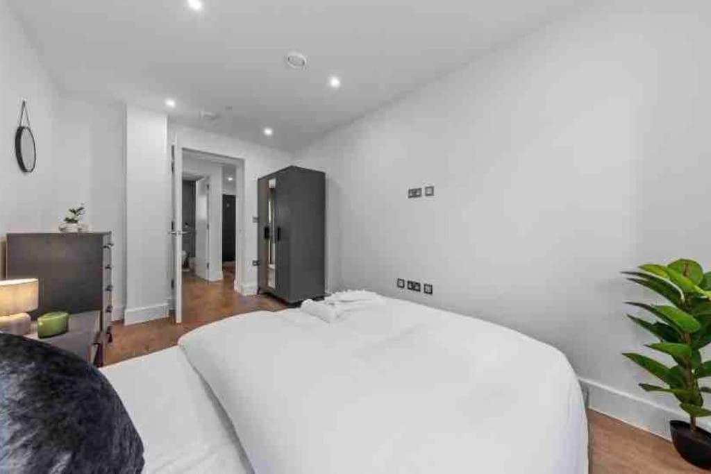 Apartamento Cozy Flat Near London Eye/ Victoria / Vauxhall Exterior foto