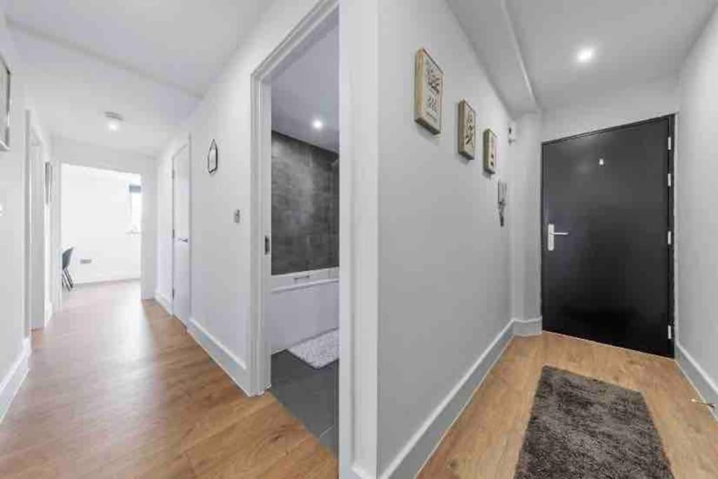 Apartamento Cozy Flat Near London Eye/ Victoria / Vauxhall Exterior foto