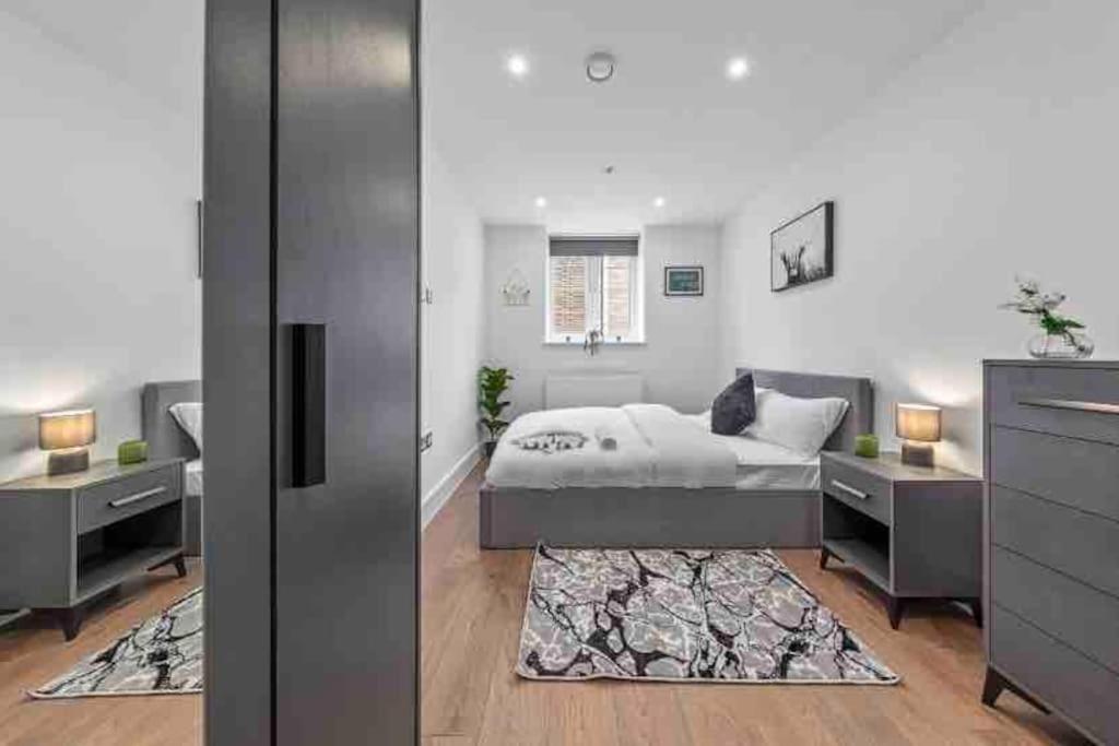 Apartamento Cozy Flat Near London Eye/ Victoria / Vauxhall Exterior foto