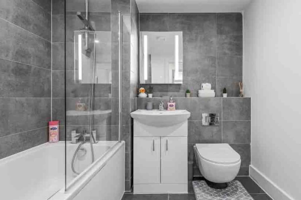 Apartamento Cozy Flat Near London Eye/ Victoria / Vauxhall Exterior foto
